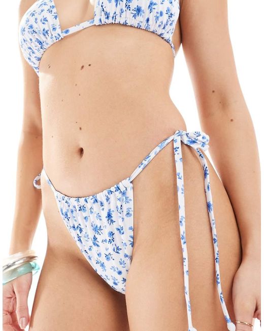 New Look Bikinibroekje Met Fijne Bloemenprint in het White