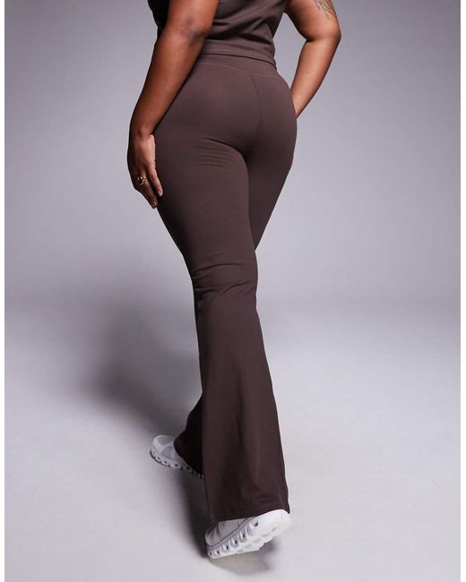4505 Brown Curve Icon Wrap Waist Slim Kick Yoga leggings