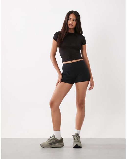 4505 Black Lightweight Active Ruched Front Short Sleeve Running Top