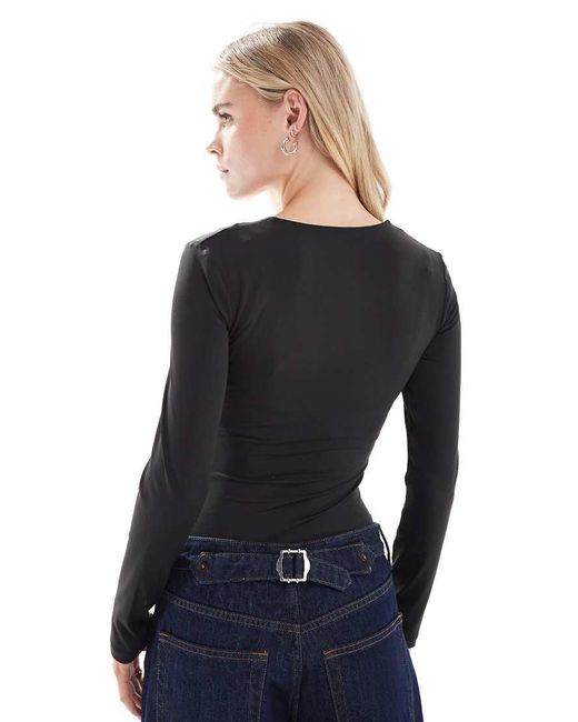 New Look Black Long Sleeve Square Neck Bodysuit