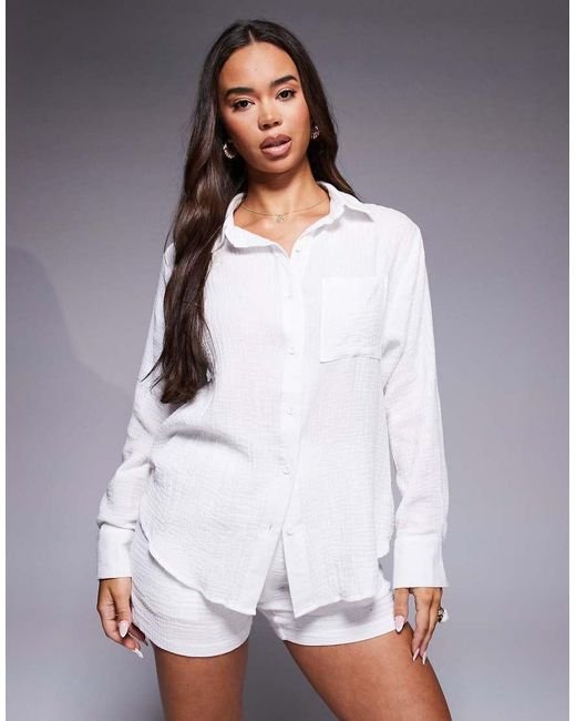 Missy Empire White Missy Empire Cheesecloth Pocket Detail Shirt