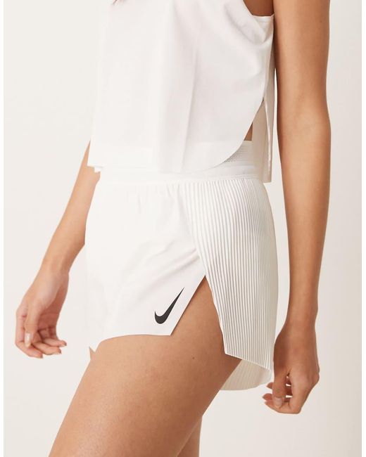 Nike Natural Aeroswift Dri-fit Plisse Mid Rise Shorts