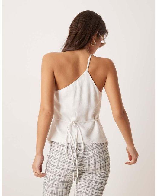 Top Asimétrico Con Detalle De Lazada De Abercrombie & Fitch de color White