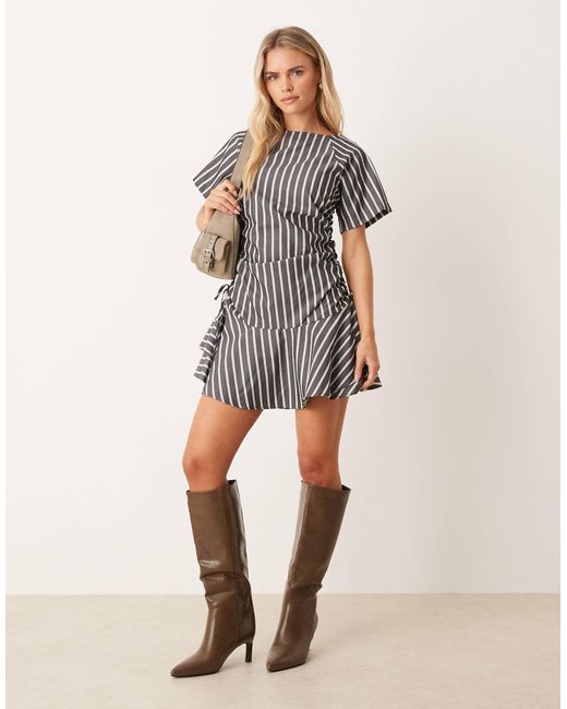 ASOS Gray Asos design petite – kurzärmliges minikleid
