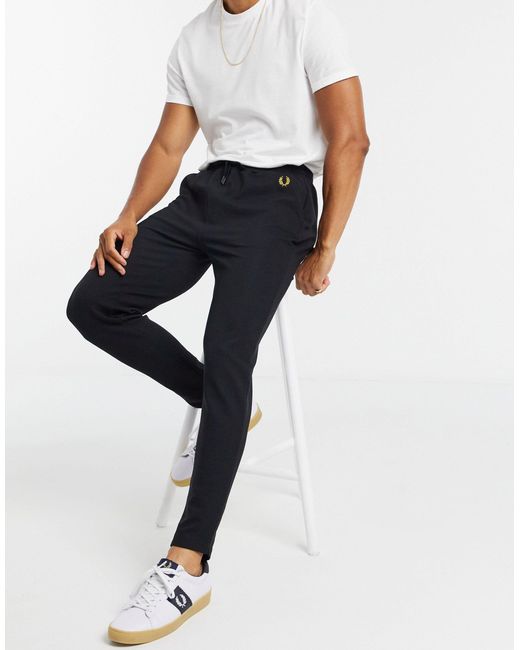 Fred Perry Tapered Fit Gold Detail 