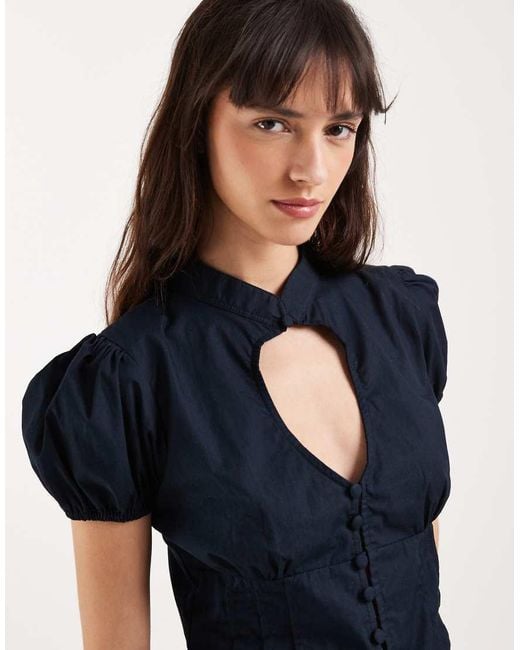 Motel Blue Yamila Puffle Sleeve Keyhole Blouse