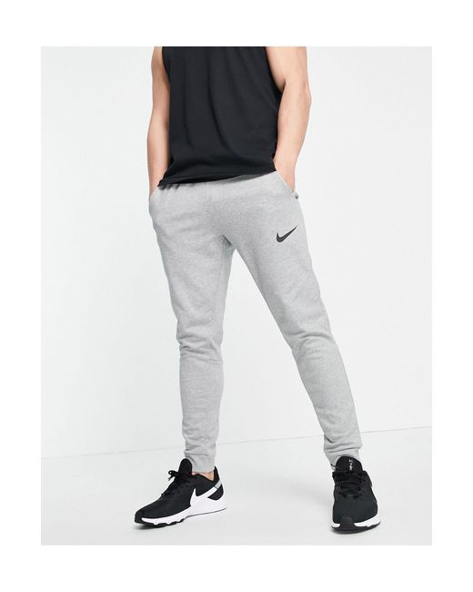 Nike – dri-fit – schmal zulaufende jogginghose in Grau für Herren - Lyst