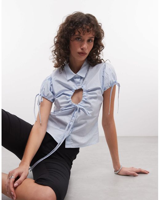 Collusion White – figurbetonte hemdbluse