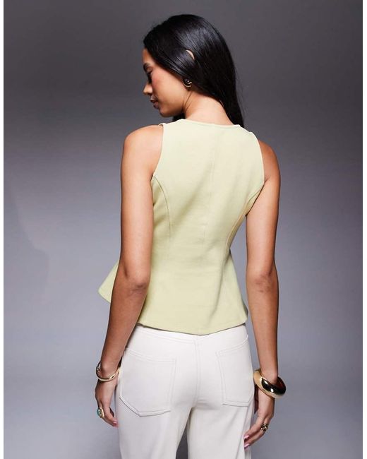 Top Abotonado Con Escote Cuadrado Y Cintura Entallada De Punto Roma De ASOS de color Natural