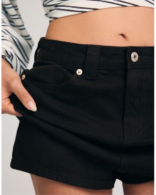 D62 Skort di Stradivarius in Black