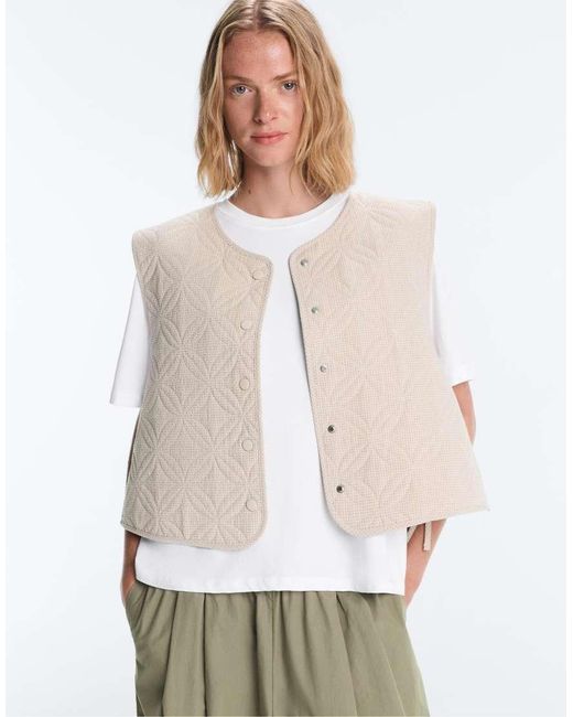 Oysho White Floral Gingham Quilted Gilet