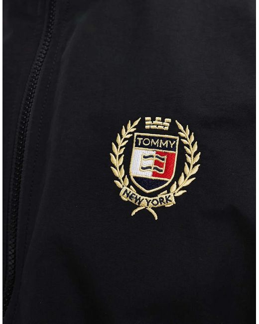 Chaqueta Negra Reversible Con Detalle De Escudo De Tejido Tipo Peluche De Tommy Hilfiger de hombre de color Blue