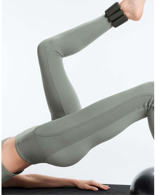 Oysho White Comfortlux High Rise Rib Ankle-length leggings