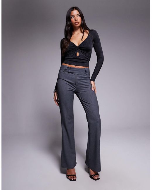 Kittie - pantalon coupe évasée ajustée d'ensemble à taille haute et détail boutonné - anthracite Tiger Mist en coloris Blue