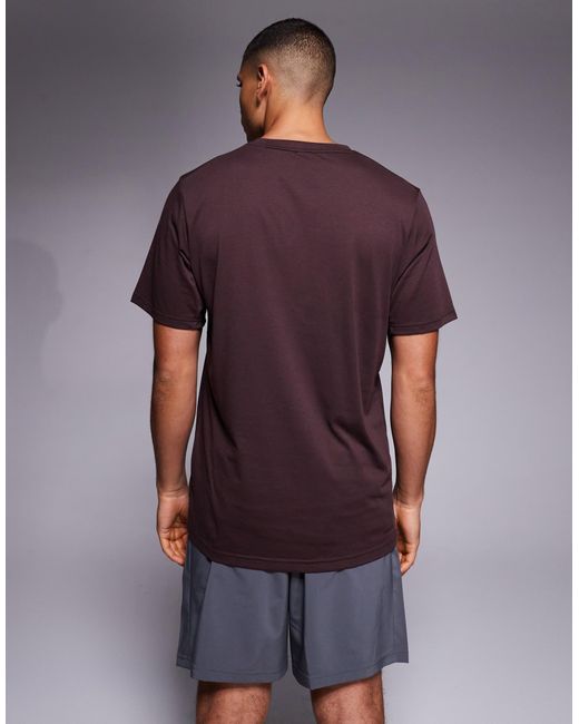 Adidas training - essentials - t-shirt - marron ombré Adidas Originals pour homme en coloris Purple