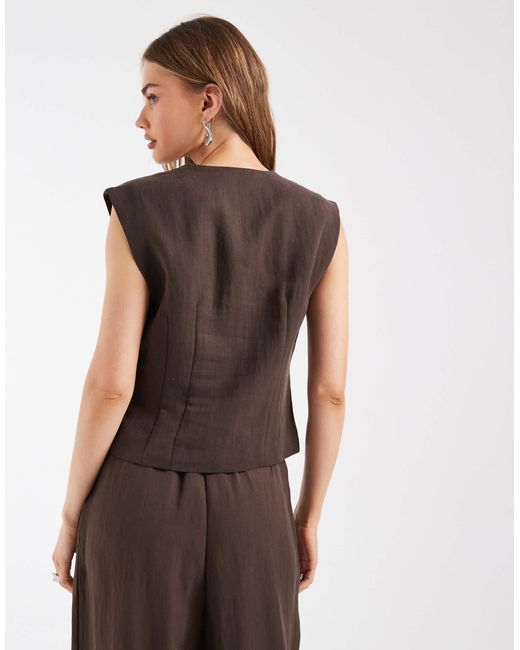 Object Brown – elegante weste