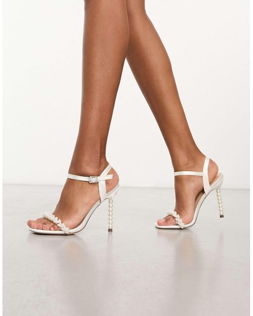 Glamorous Black Bridal Mid Heel Sandals With Pearls