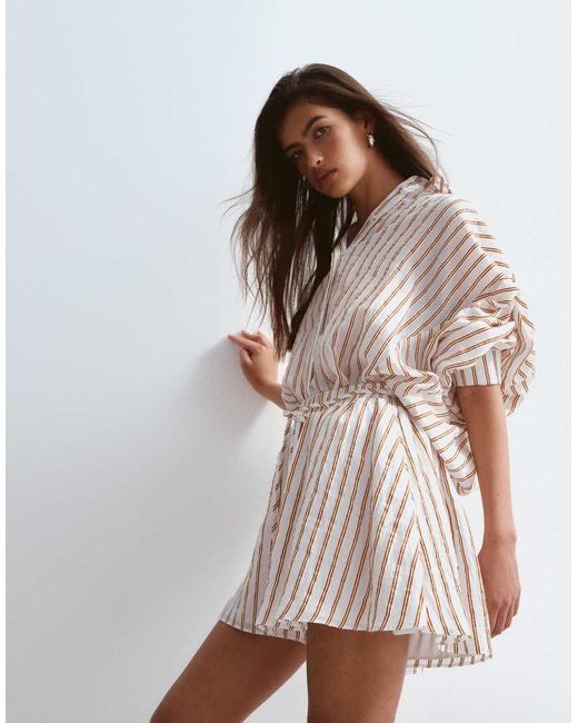 ARRANGE White Flippy Short Co-Ord