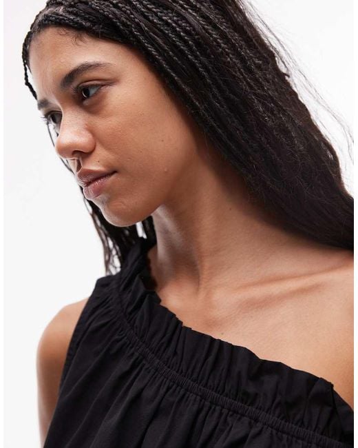 TOPSHOP Top Met Blote Schouder En Aangerimpeld Detail in het Black