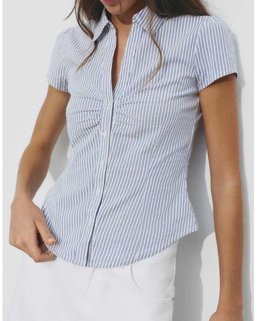 Camicia A Maniche Corte Blu E Bianca di Pull&Bear in Blue