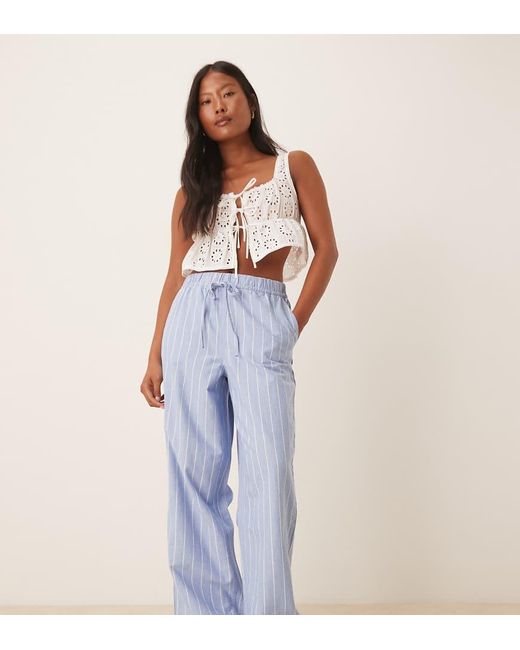 JDY Petite Gestreepte Broek Met Wijde Pijpen En Elastische Taille in het Blue