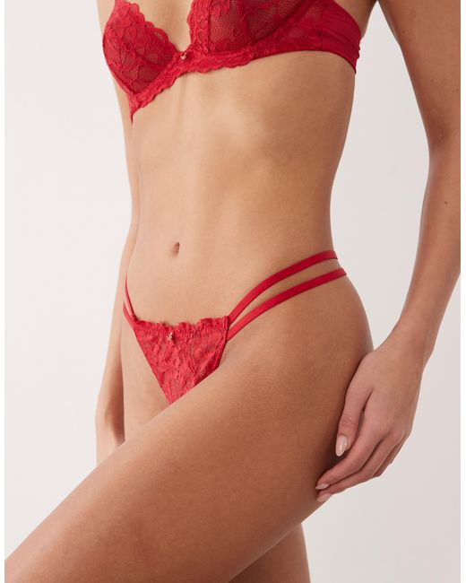 String sensuel en dentelle Ann Summers en coloris Red