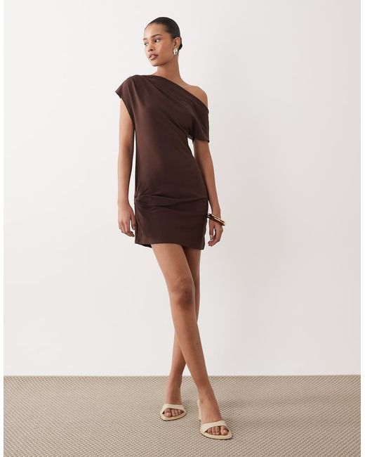 SNDY'S Brown Ruched Detail Asymmetric Shoulder Mini Dress