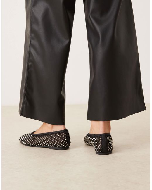 ASOS Black – lawn – verzierte ballerinas