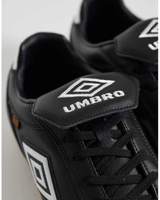 Umbro Blue 5v5 Leather Trainers for men