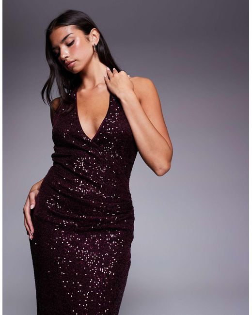 Robe longue avec décolleté plongeant et sequins sur l'ensemble - bordeaux ASOS en coloris Purple