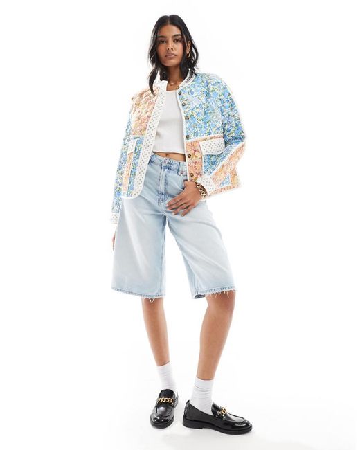 ONLY Gewatteerd Patchwork Jack Met Bloemenprint in het Blue