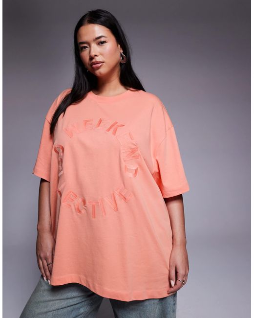 ASOS Pink Weekend collective curve – t-shirt