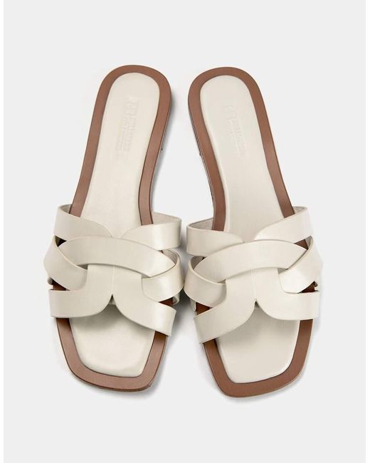 Pull&Bear White Flat Crossover Slider Sandals