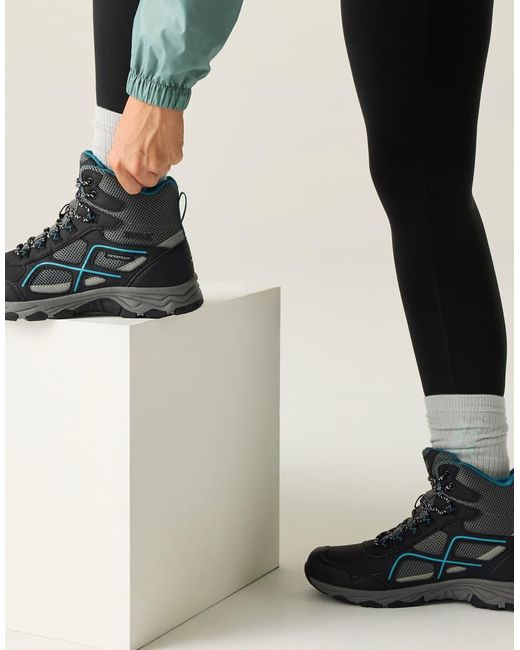 Regatta Black Vendeavour Waterproof Boots