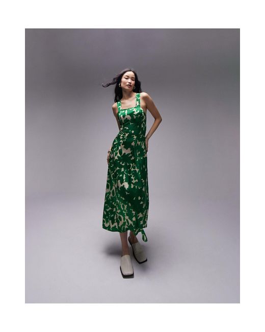 Robe chasuble mi-longue croisée dans le dos à fleurs avec poches TOPSHOP en  coloris Vert | Lyst