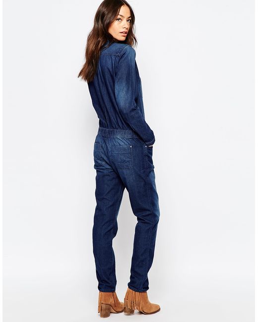 Devine Sport 3pc Denim Suit Devine Sport Colors: Navy, Black Catalog Page 2 Sizes: Call your rep for current availability.