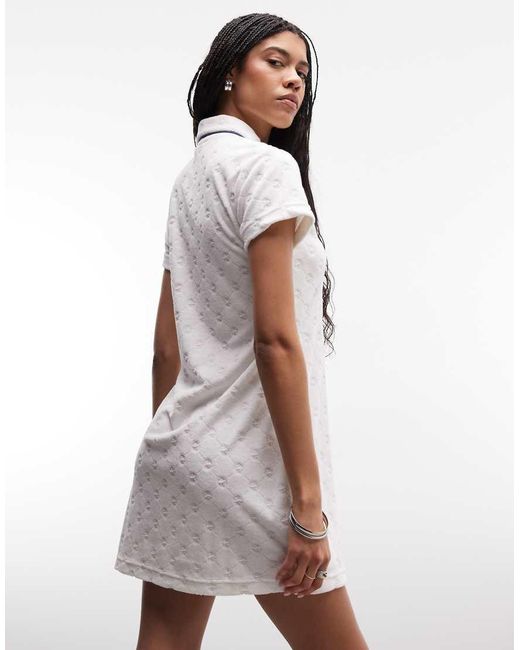 Chill Nike de color White