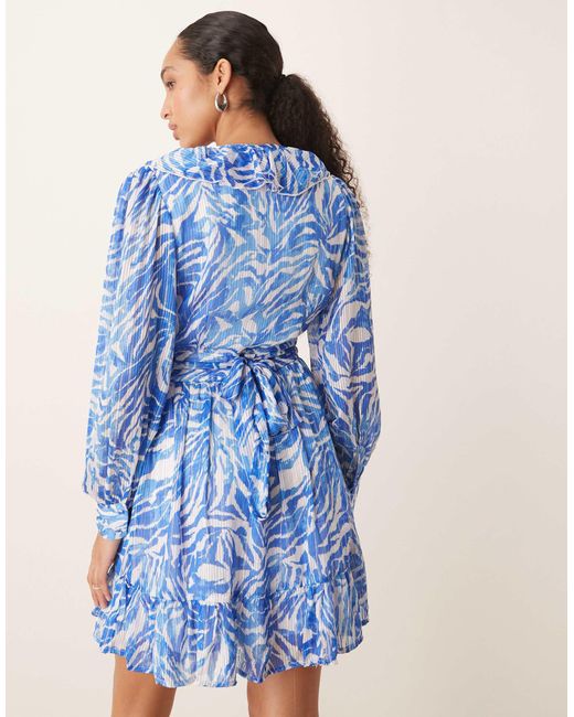 Vila Blue – volant-minikleid mit em zebraprint