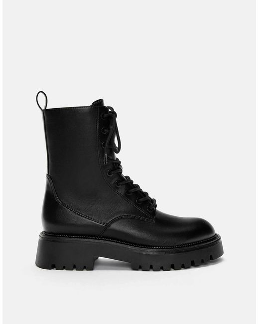Bottines plates à lacets Pull&Bear en coloris Black