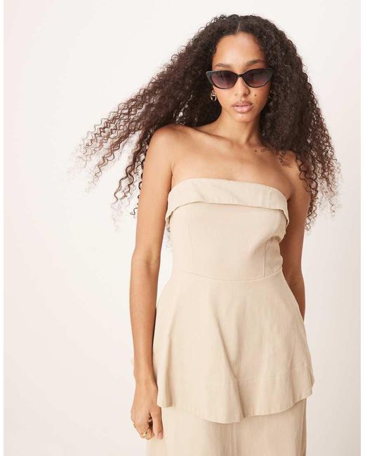 ASOS Midi Bandeau-Jurk Met Gelaagde Peplum-Taille in het Natural
