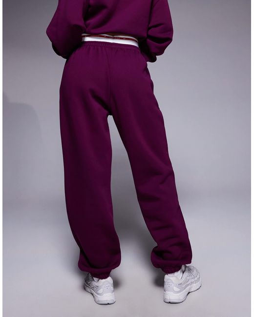 Nike Purple – gym life swoosh – oversize-jogginghose