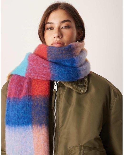 Sciarpa A Quadri Oversize di ASOS in Blue