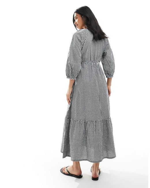 New Look Aangerimpelde Midi Jurk Met Gingham Ruit En Gestrikte Voorkant in het Gray