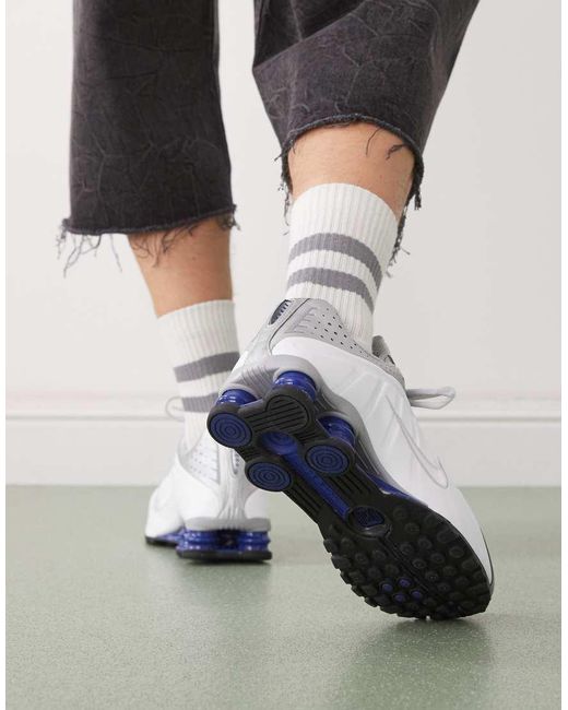 Nike White Shox R4 Trainers
