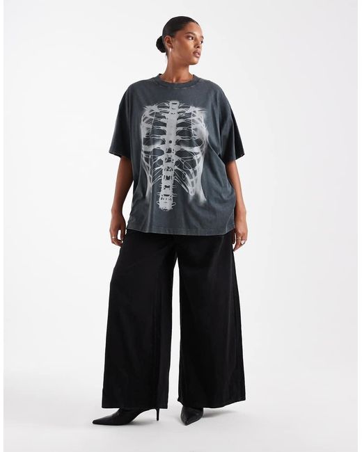 Camiseta Negro Lavado Extragrande Con Gráfico De Rayos X Para Halloween De Asos Design Curve-Gris ASOS de color Black