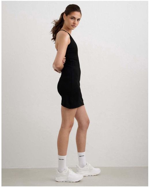 Aim'n Black Shape Seamless Deep Cut Dress