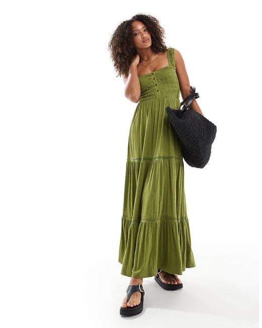 Vestido Midi Verde Escalonado Y Fruncido Con Escote Cuadrado E Insertos De Encaje De ASOS de color Green