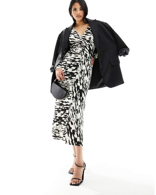 New Look White Ruched Long Sleeve Midi Dress