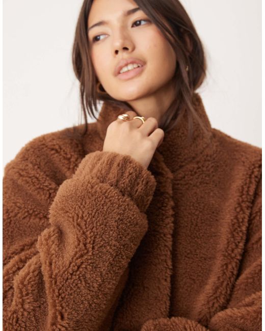 Miss Selfridge Brown – oversize-bomberjacke aus teddyfell