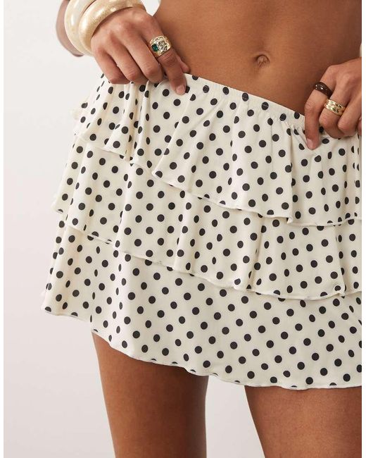 Miss Selfridge White Mini Rara Skort